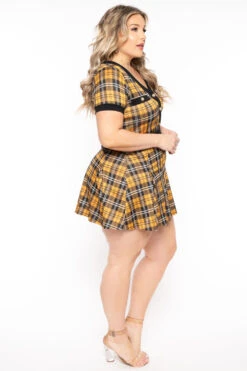 Plus Size Tai Plaid Pleated Dress- Yellow 4 Plus Size Tai Plaid Pleated Dress- Yellow -Kitchensuppliesdeal curvy sense dresses plus size tai plaid pleated dress yellow 31316043333729