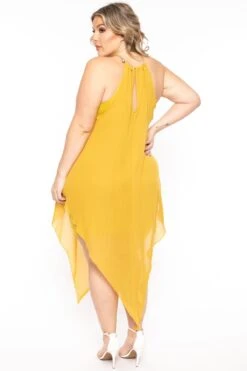 Plus Size Vivian Chain Halter Dress - Mustard -Kitchensuppliesdeal curvy sense dresses plus size vivian chain halter dress mustard 31475742179425