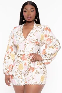 Plus Size Belvidera Botanical Floral Romper - Cream 4 Plus Size Belvidera Botanical Floral Romper - Cream -Kitchensuppliesdeal curvy sense jumpsuits and rompers plus size belvidera botanical floral romper cream 32008521056353