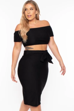 Plus Size Off The Shoulder Textured Matching Set - Black 4 Plus Size Off The Shoulder Textured Matching Set - Black -Kitchensuppliesdeal curvy sense matching sets plus size off the shoulder textured matching set black 29261432225889